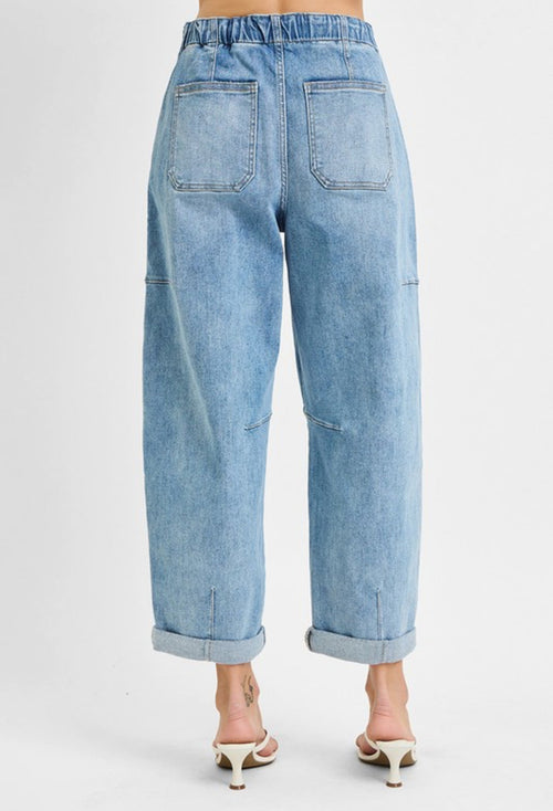 Barrel jeans