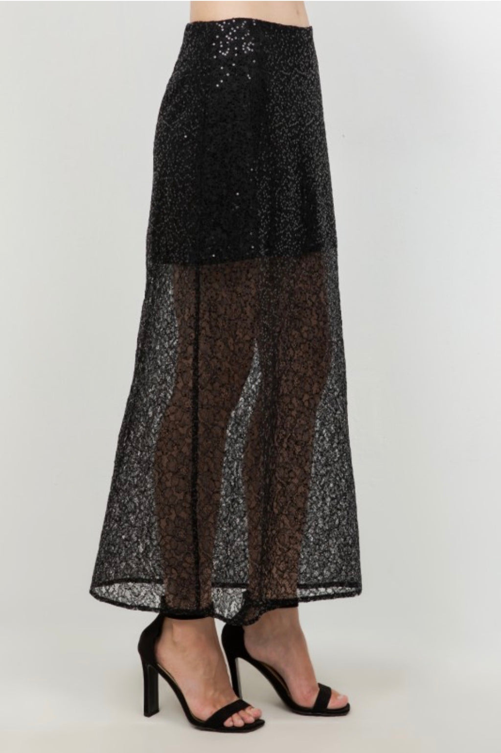 Sequins/black skirt