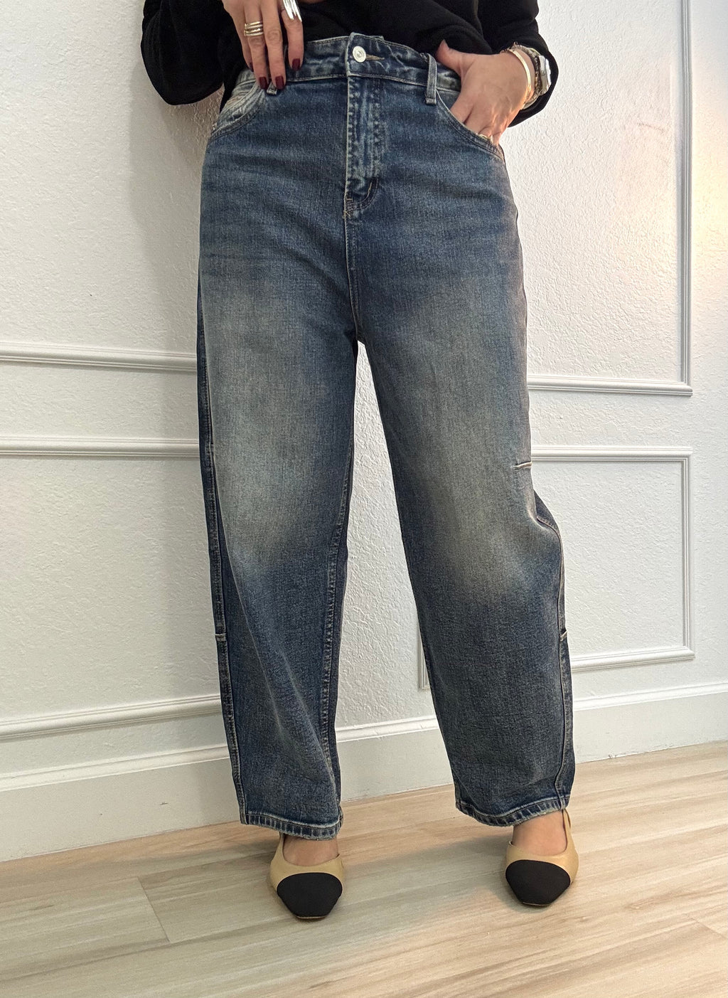 Barrel jeans