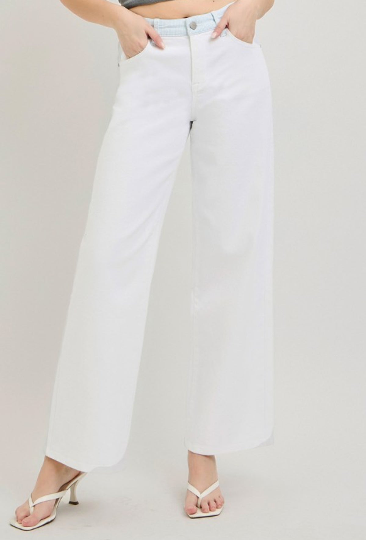 Stretch/white pants