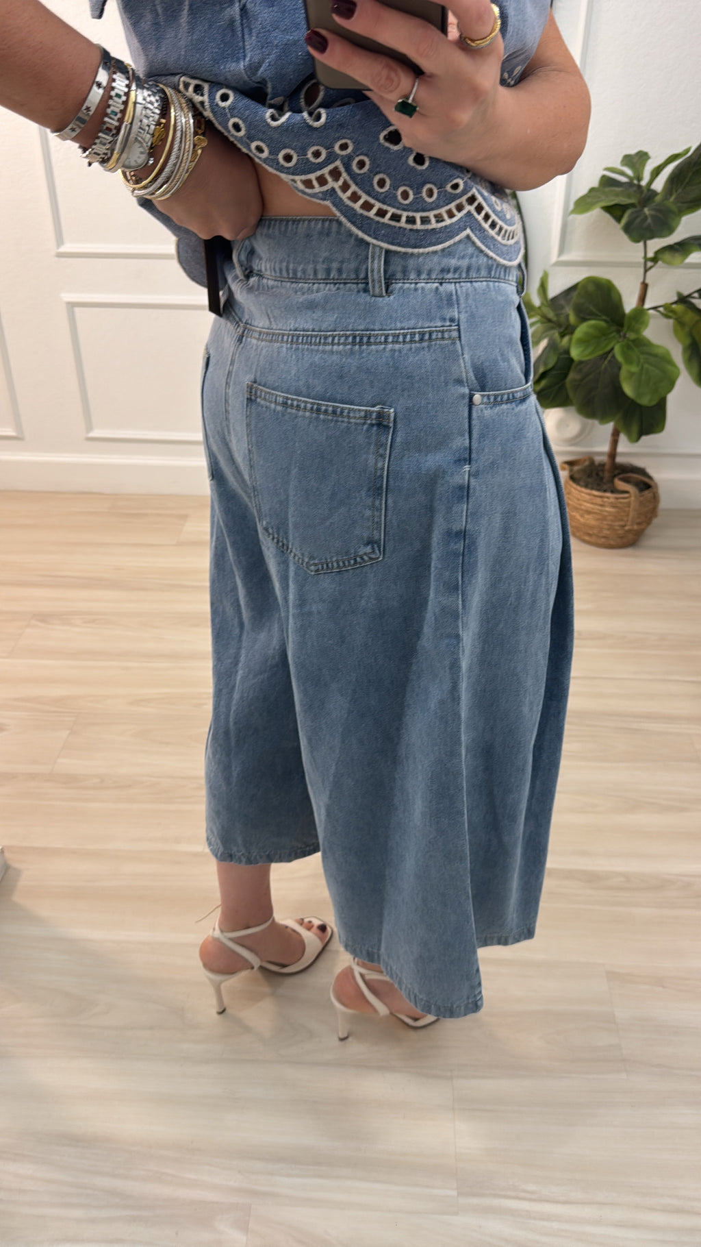 Embroidery/denim set