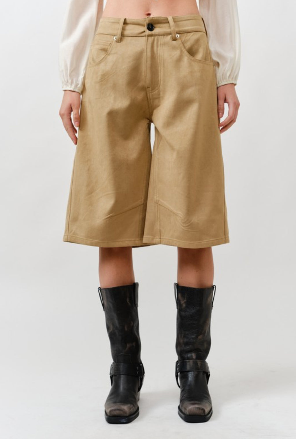 Faux suede beige Bermuda/shorts