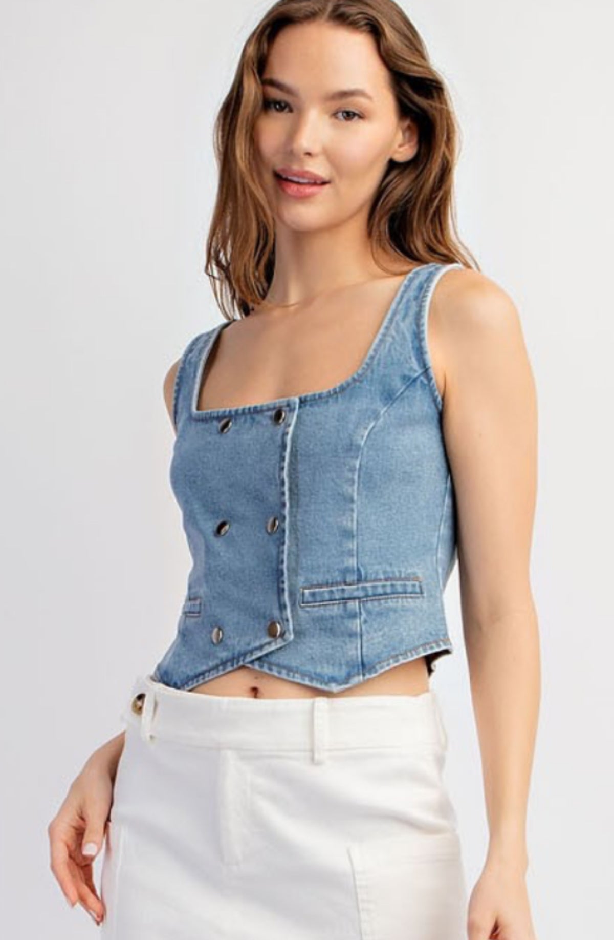Delia vest