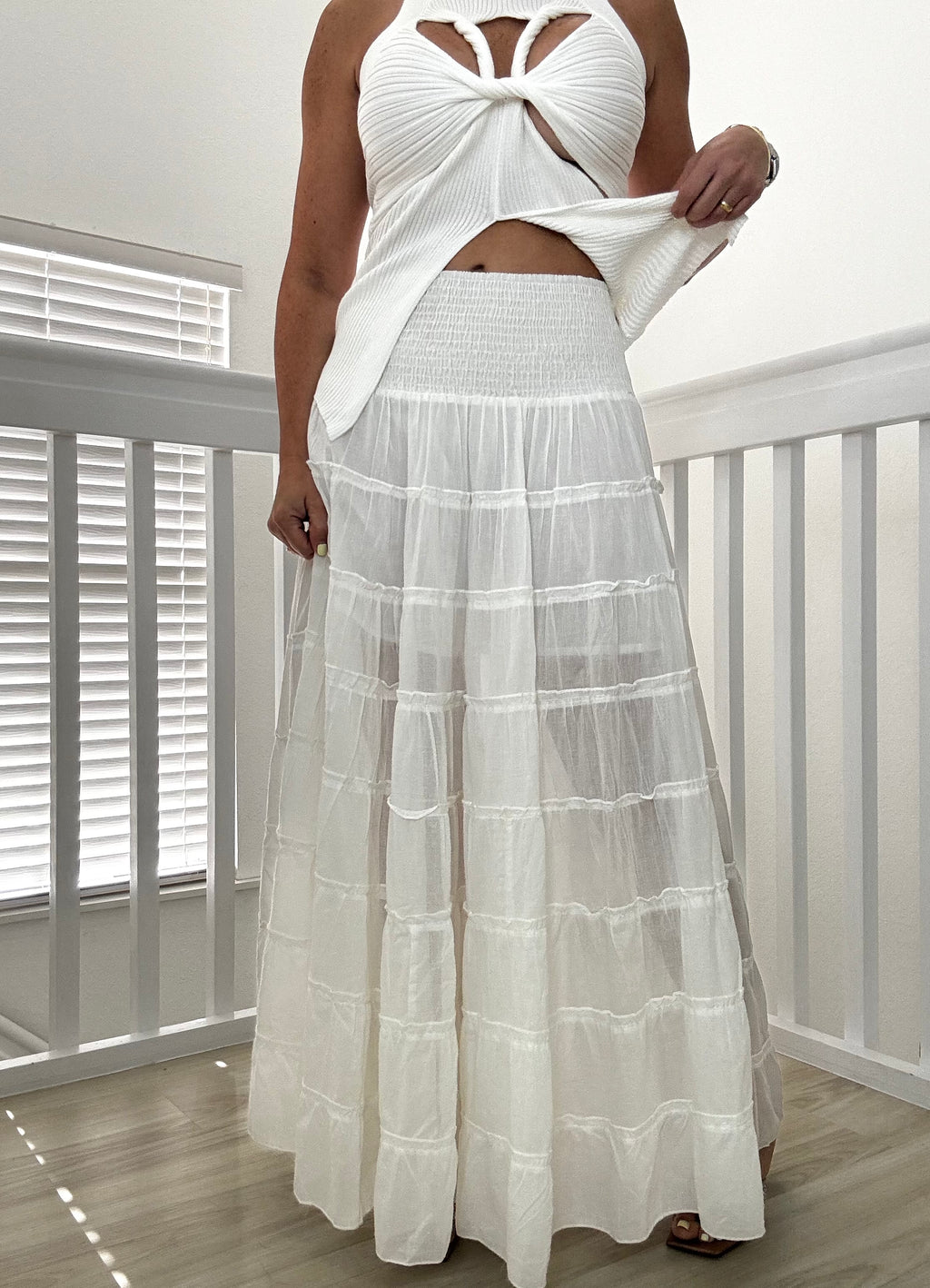 Gina white skirt