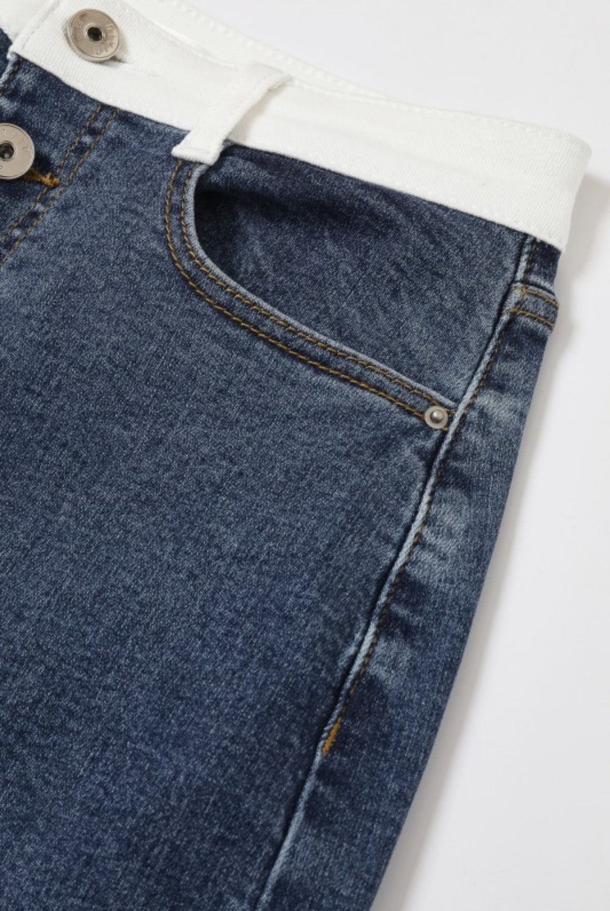 white waistband Stretch jeans