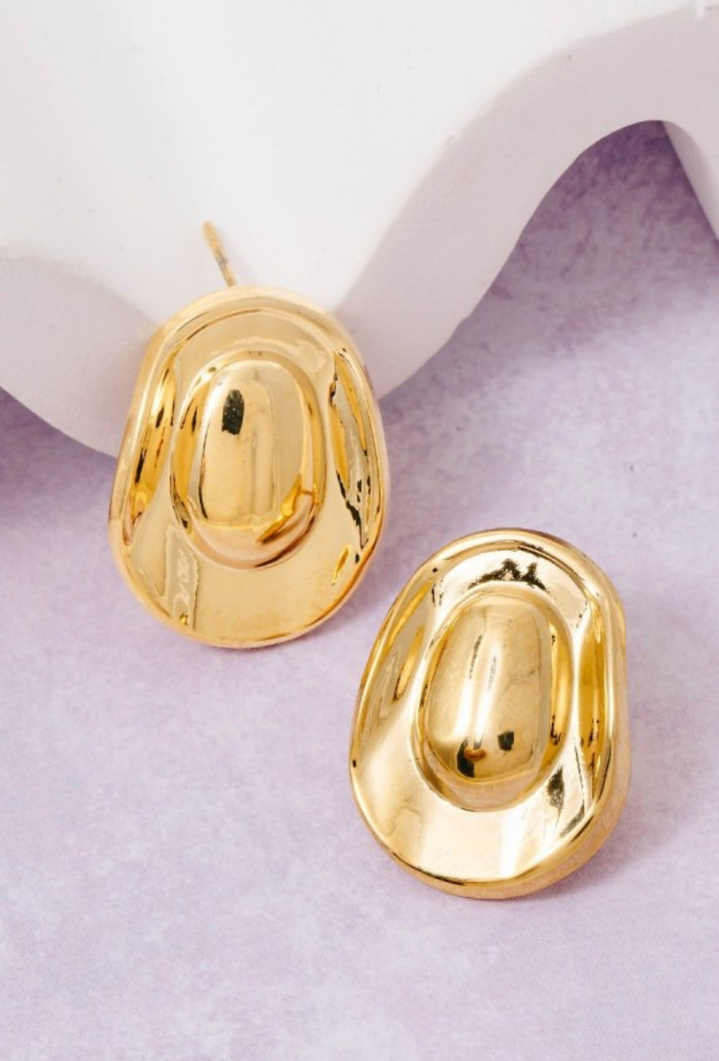 CC22 earrings