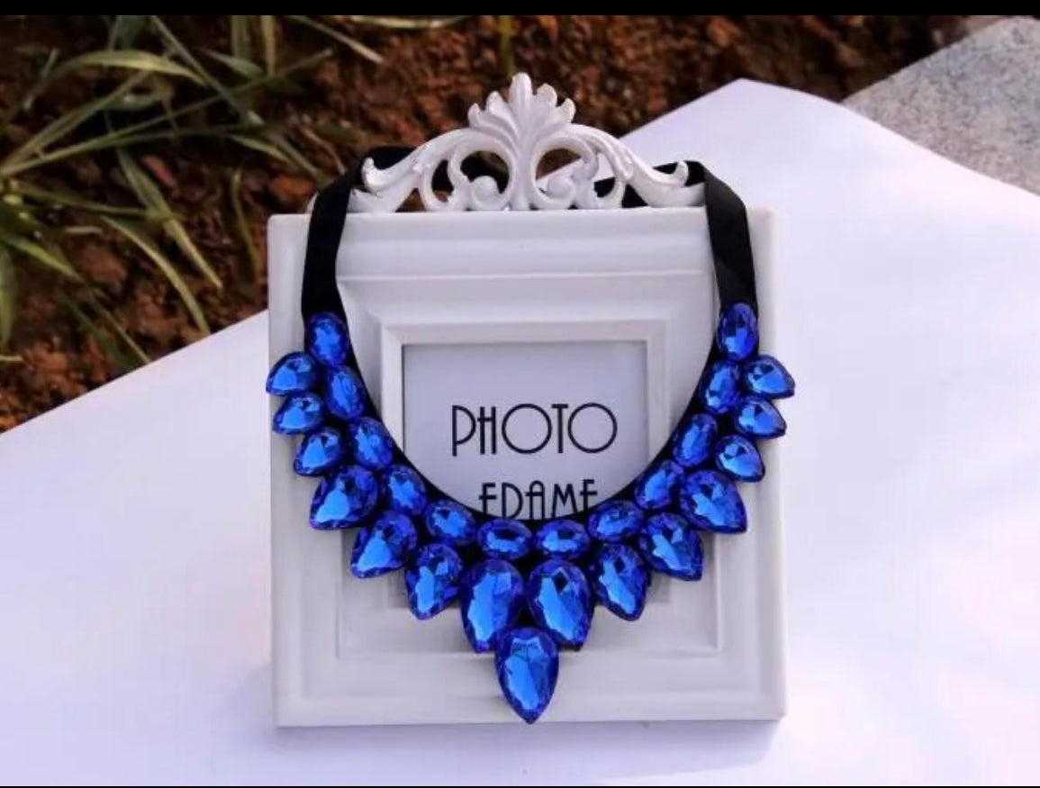 Gluglu necklace