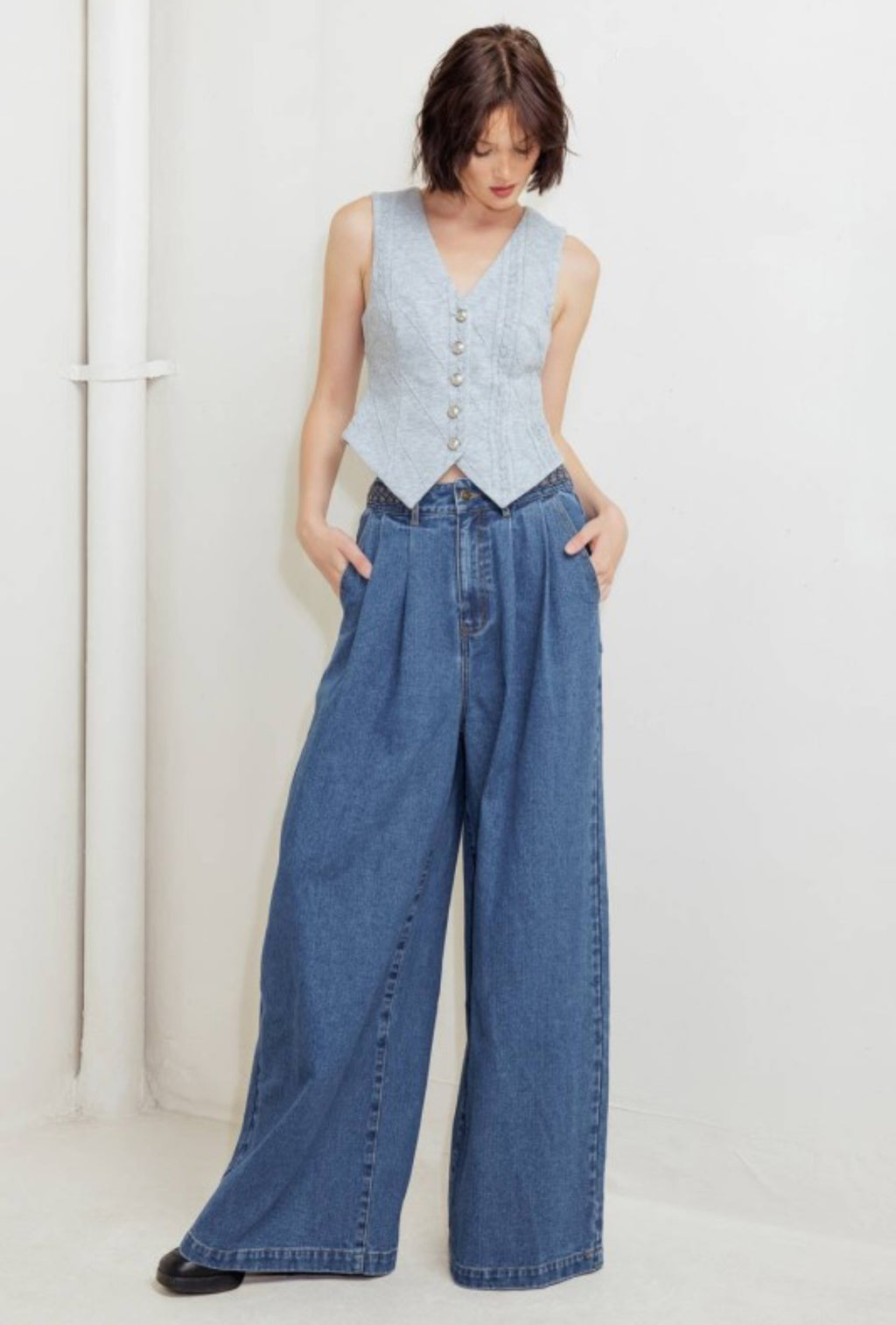 Washed denim pants