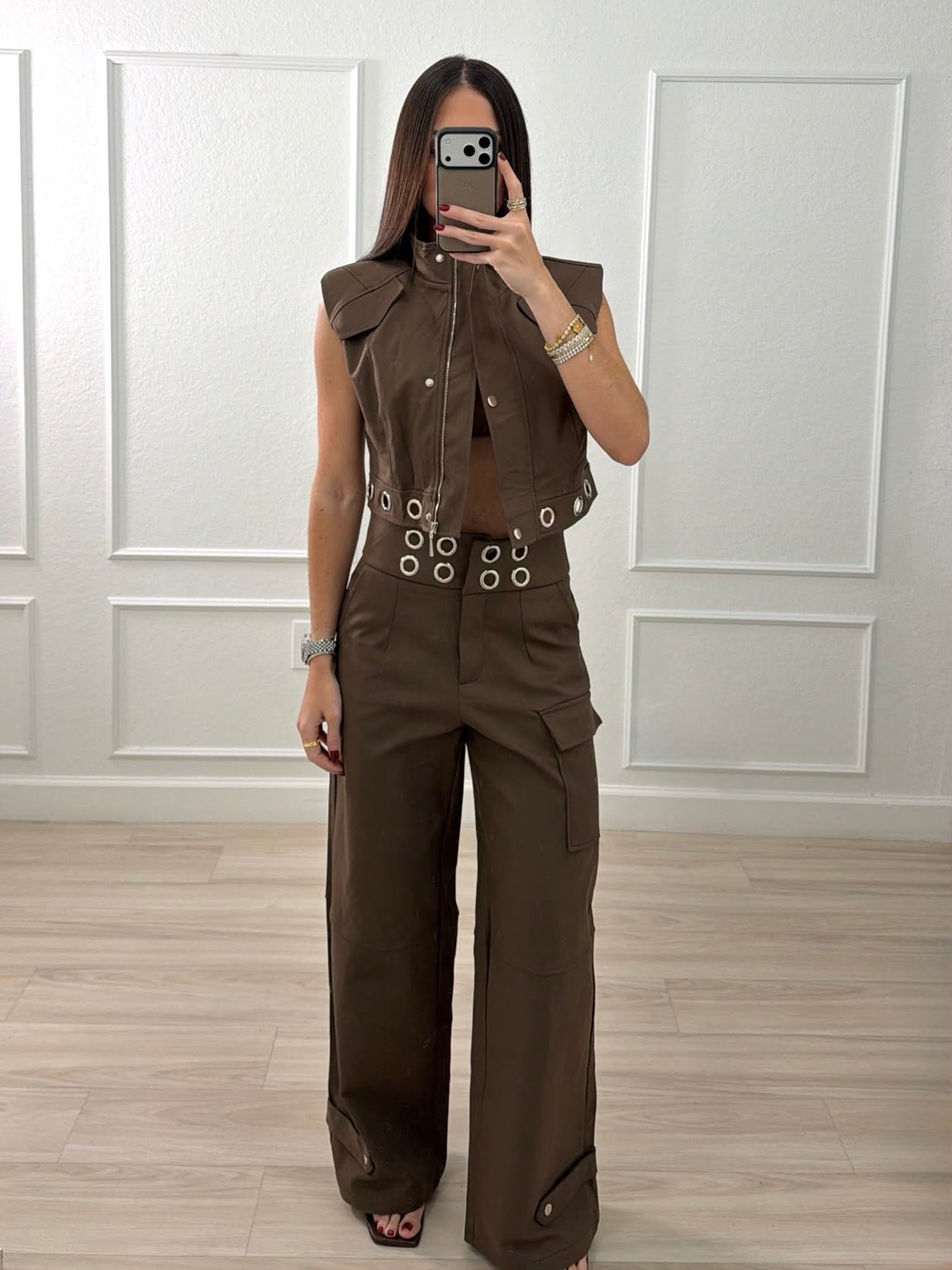 Brown set