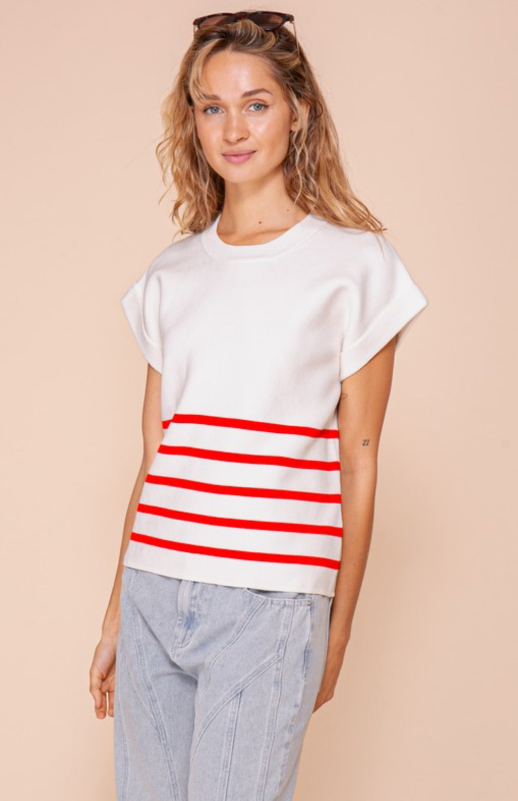 Red/white blouse
