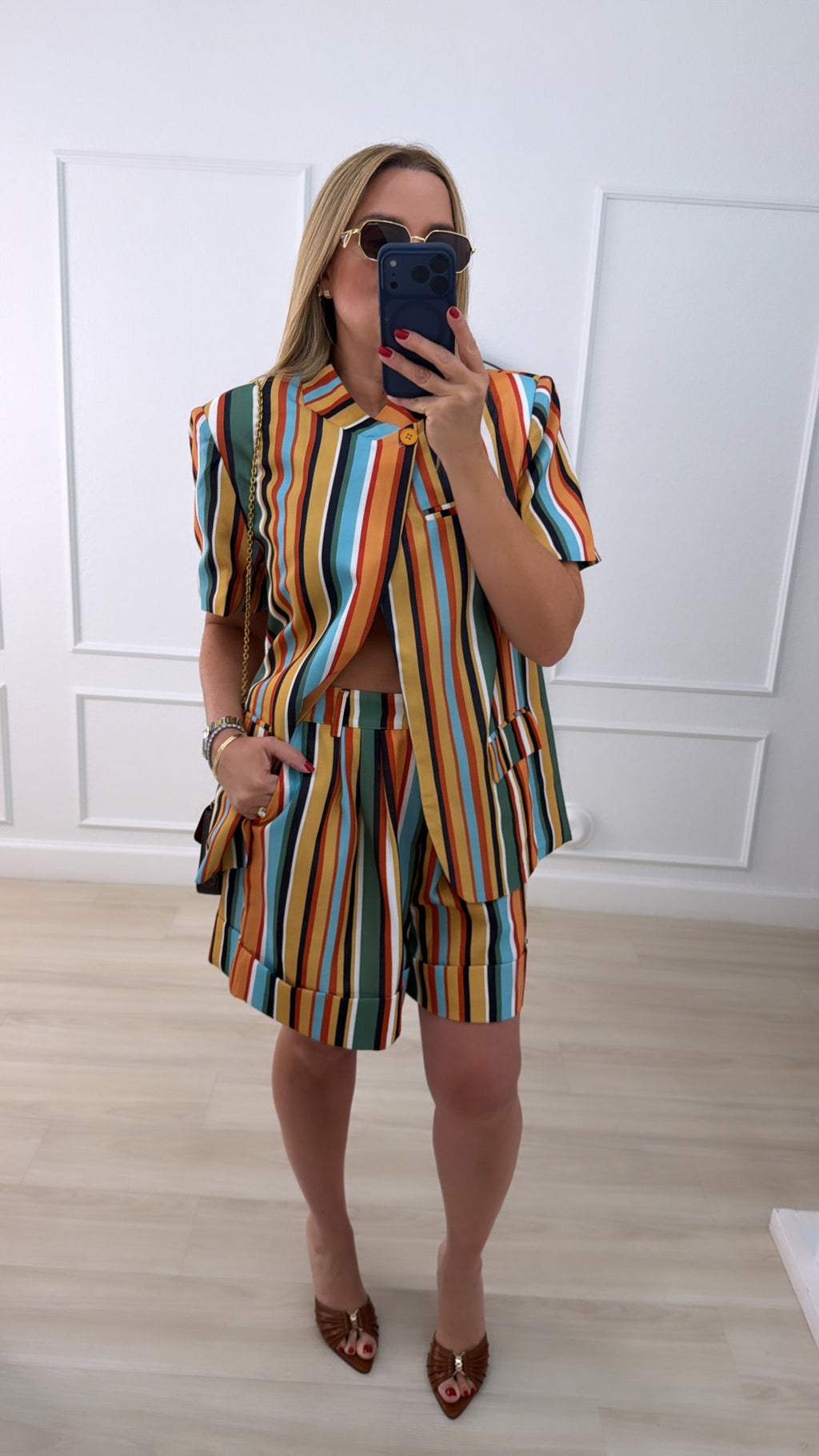 colored stripes set