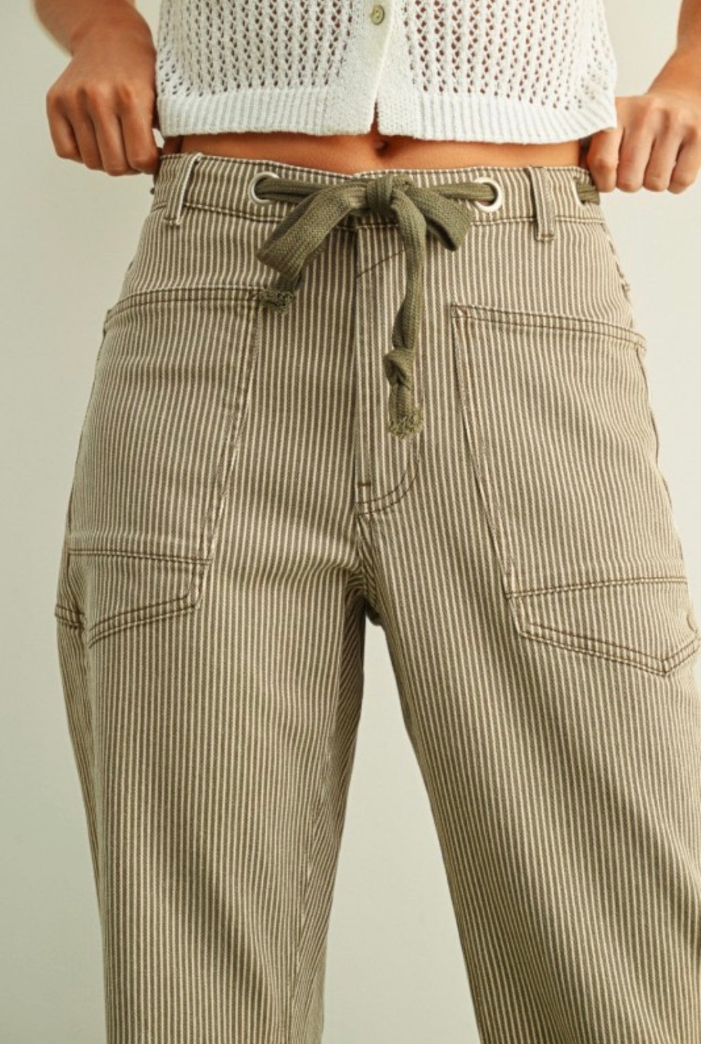 Striped whased barrel pants with belt