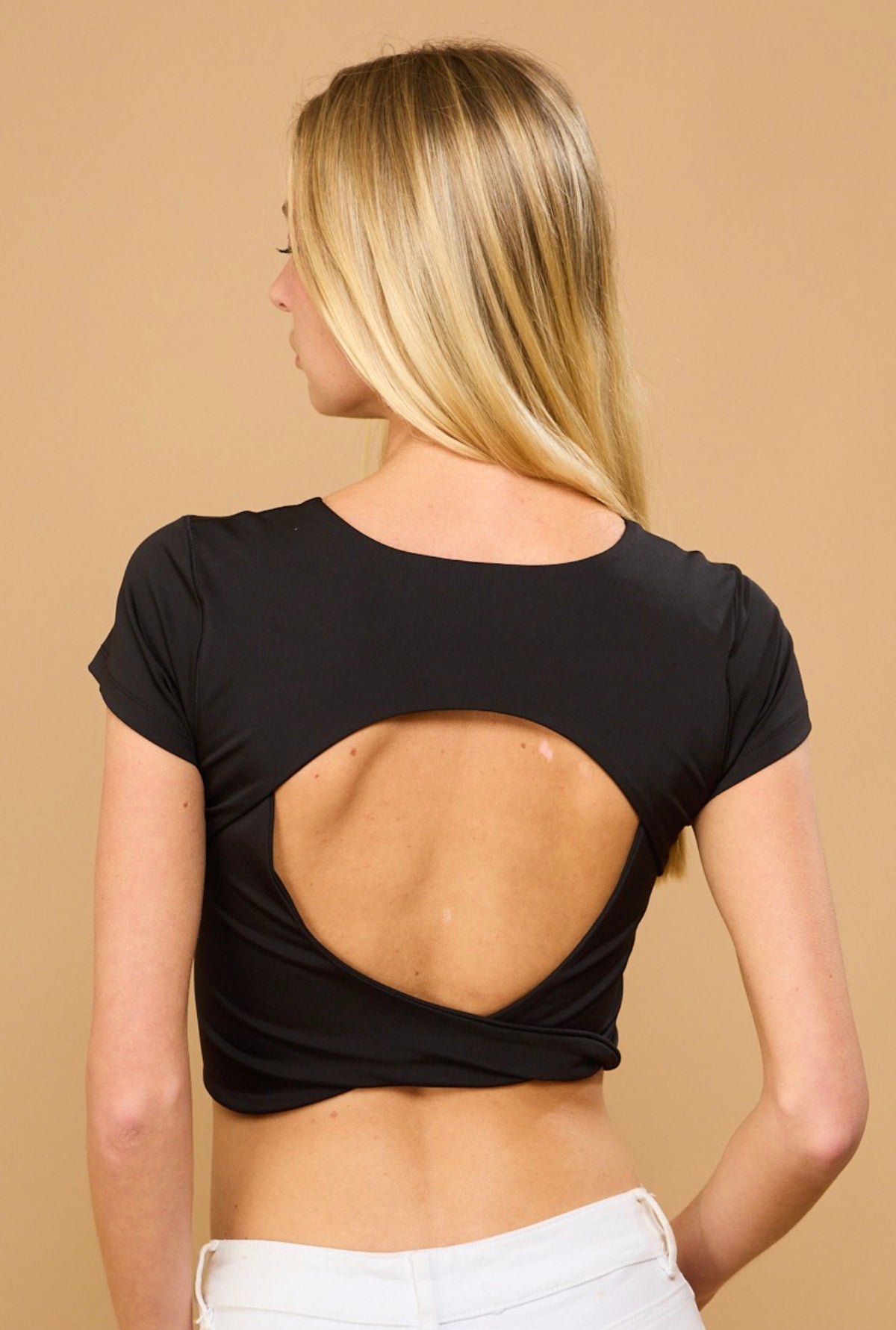 ZZ33 tops