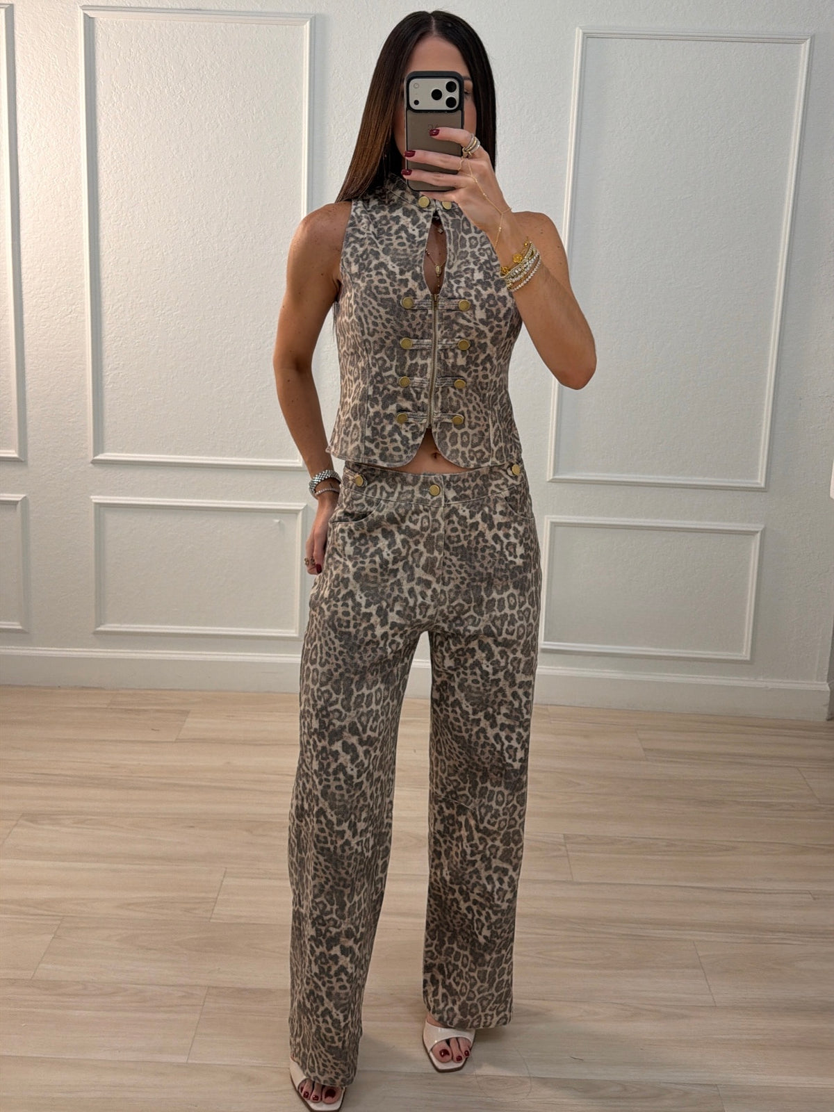 Leopard set