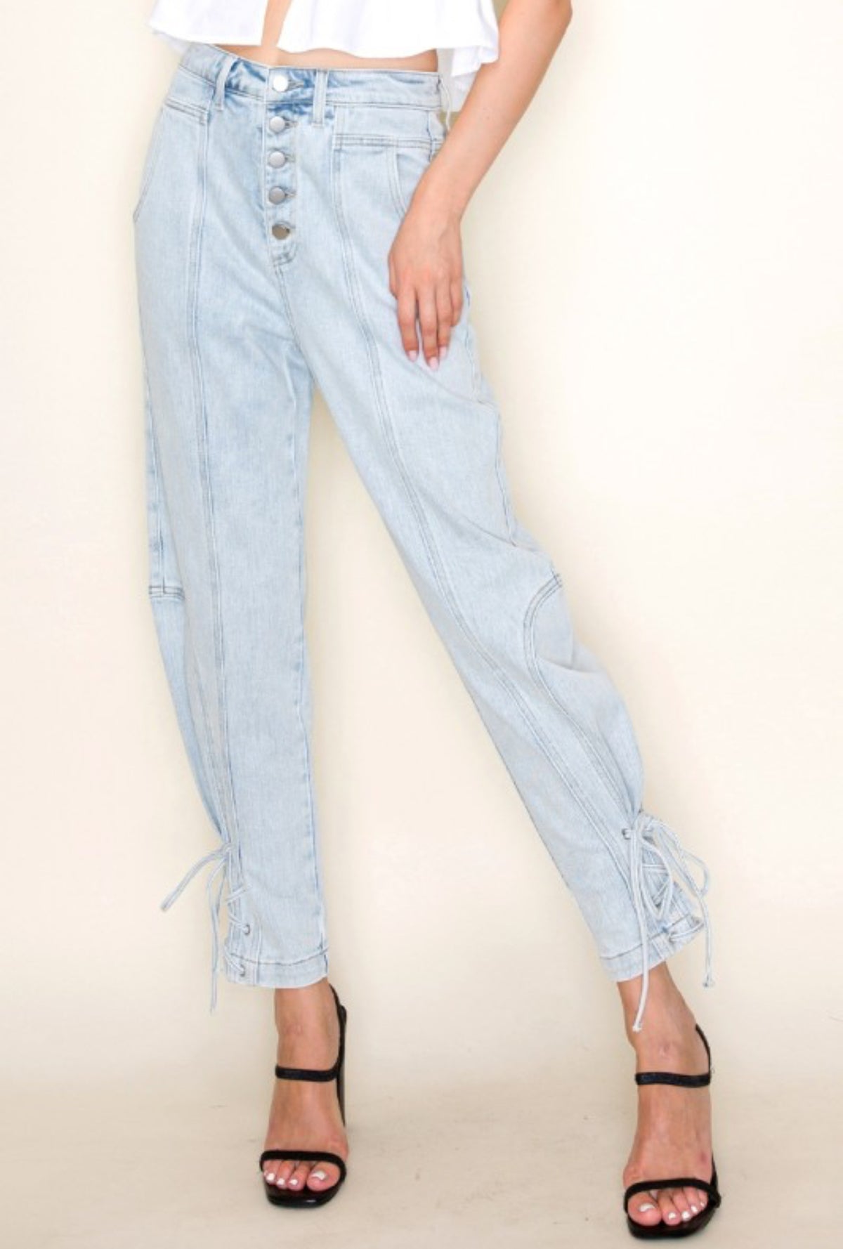 High rise relaxed jeans