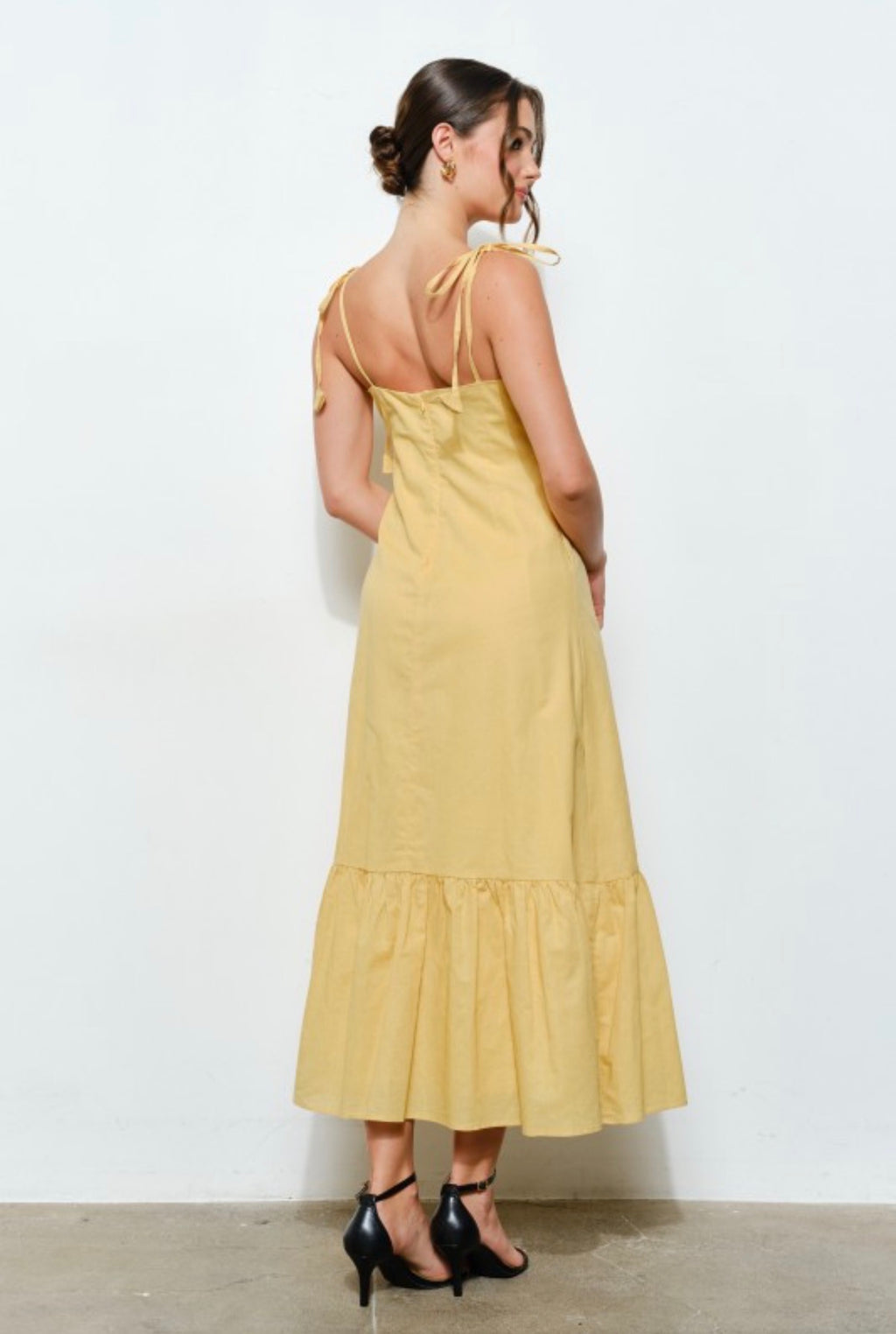 Flowers/yellow dress