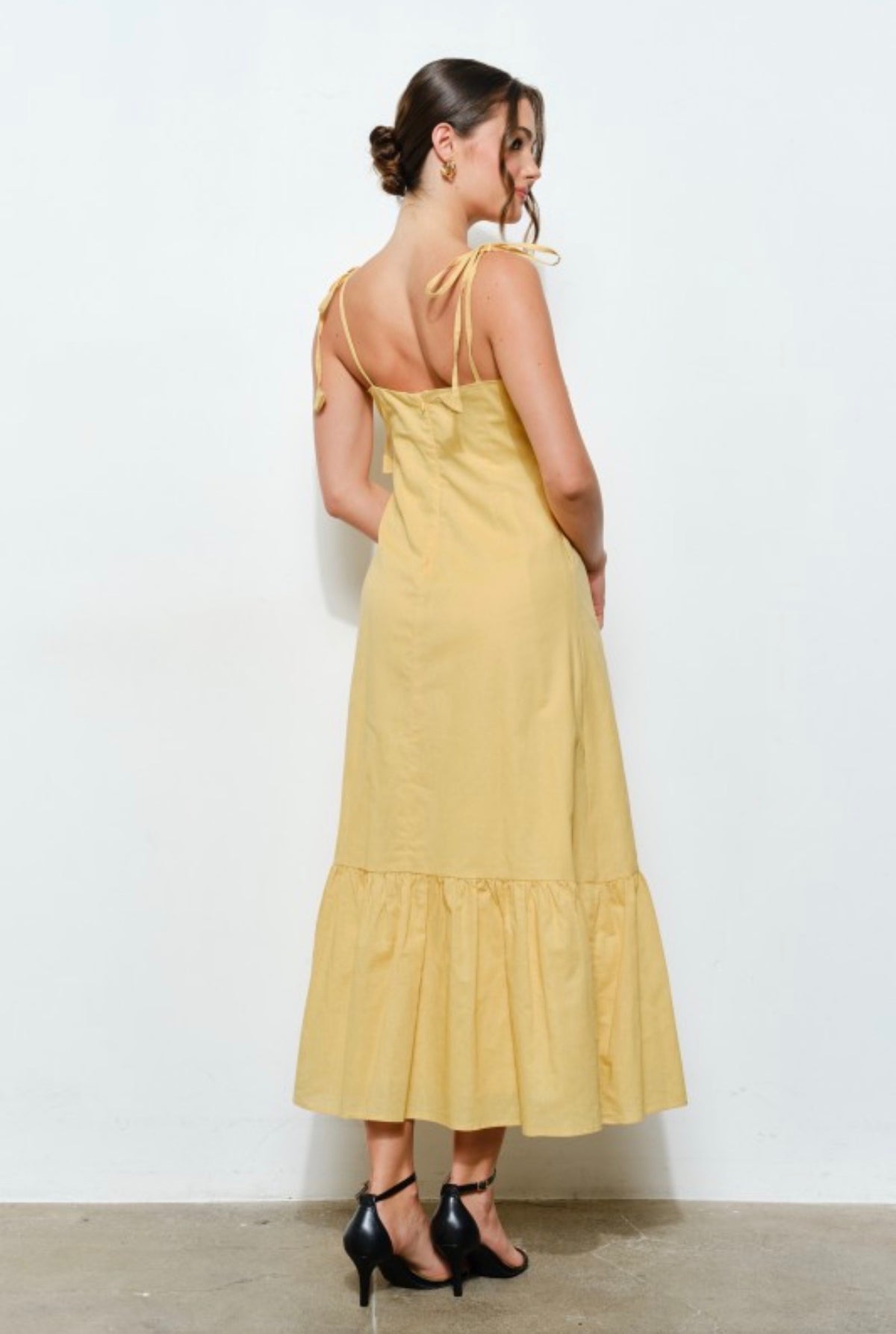 Flowers/yellow dress