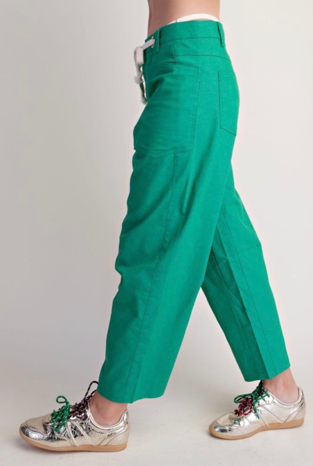 Green barrel pants