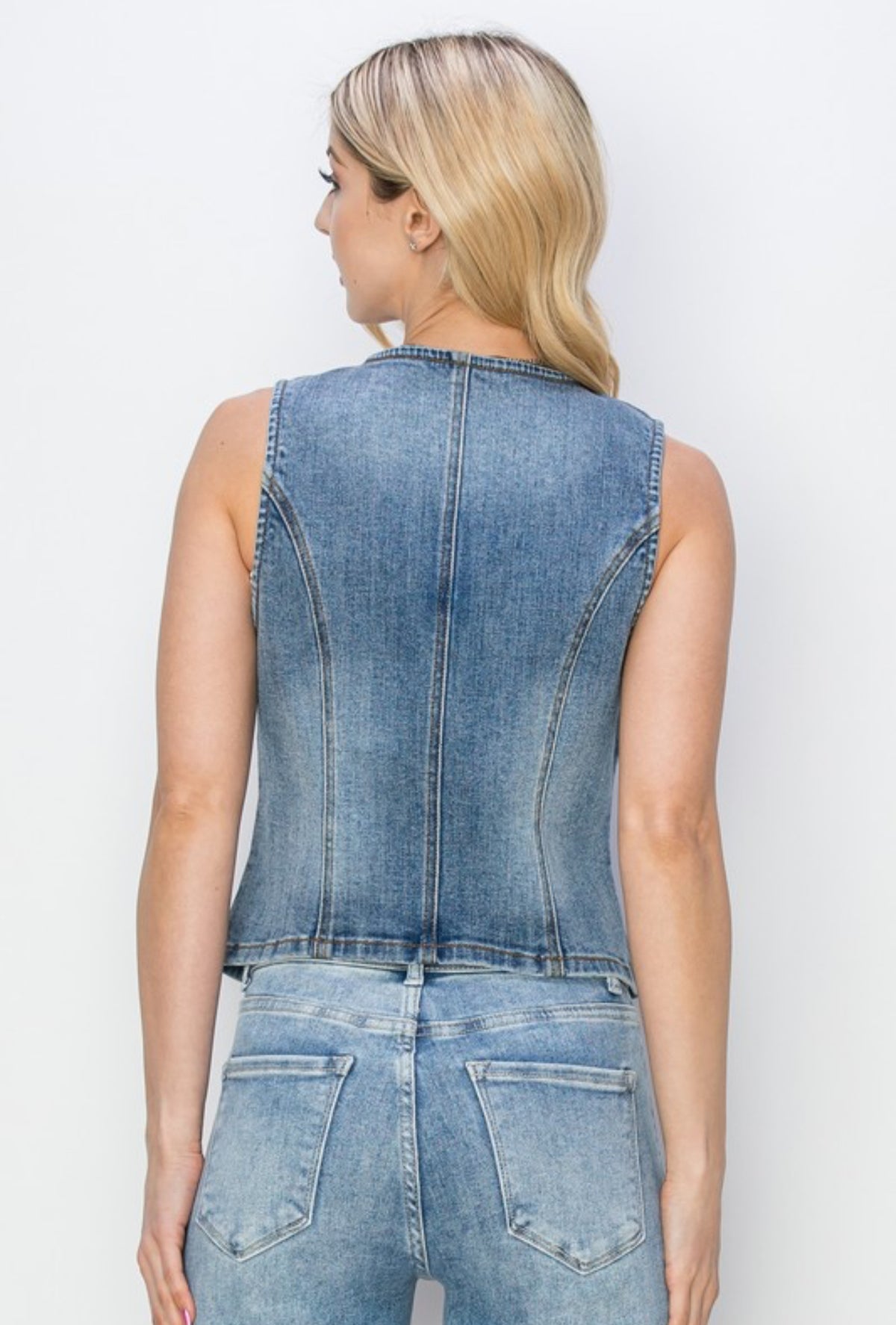 Miko vests