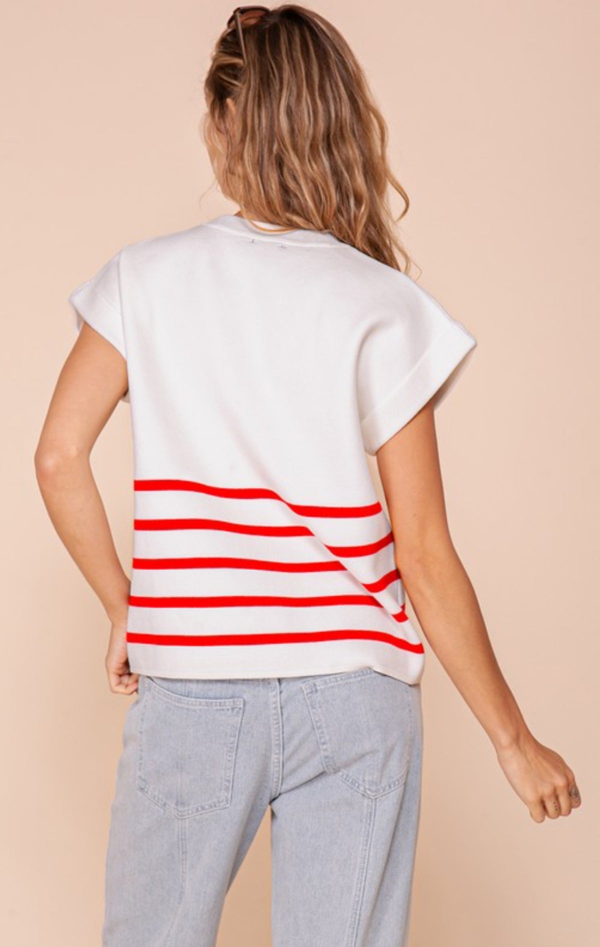 Red/white blouse