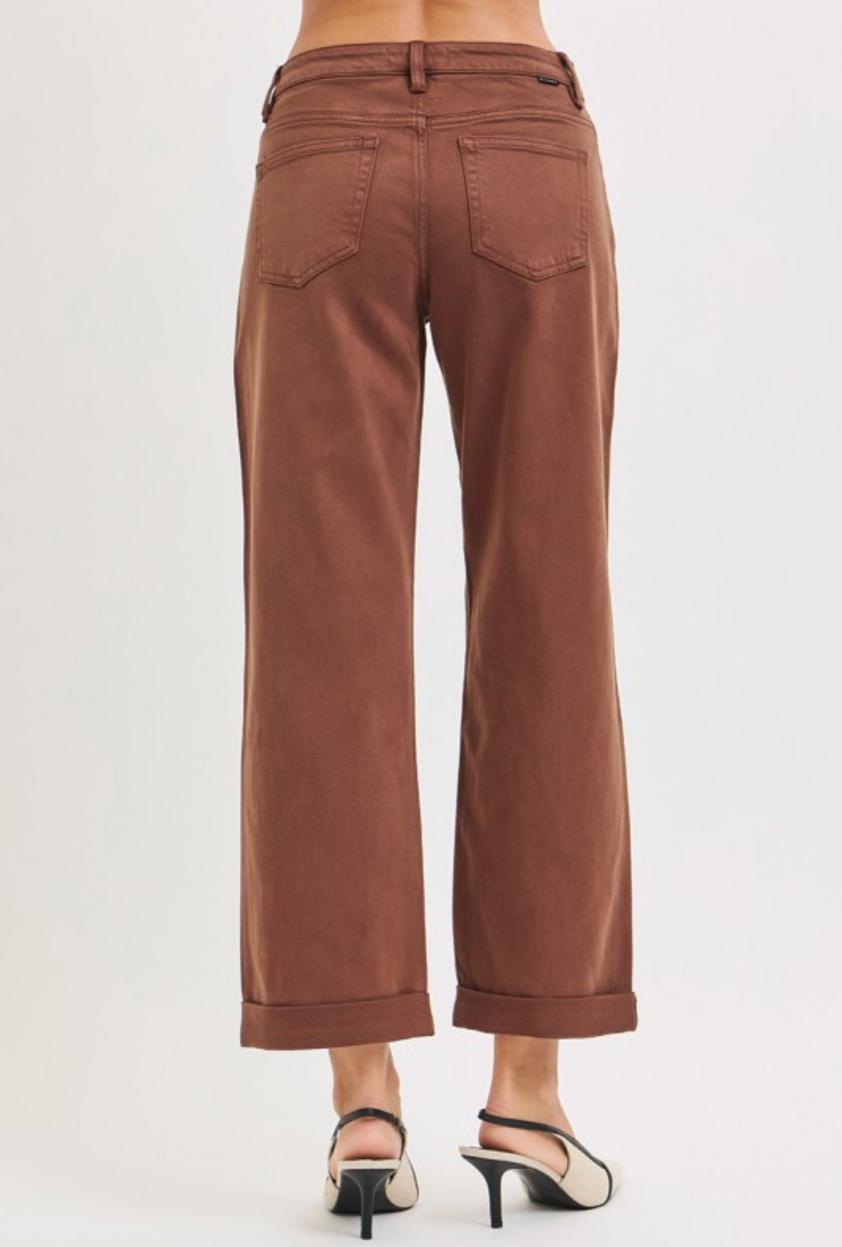 Brown/Baggy pants
