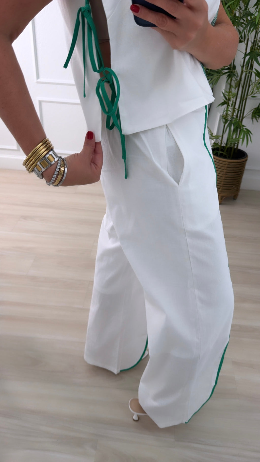 embroidered/linen greens set