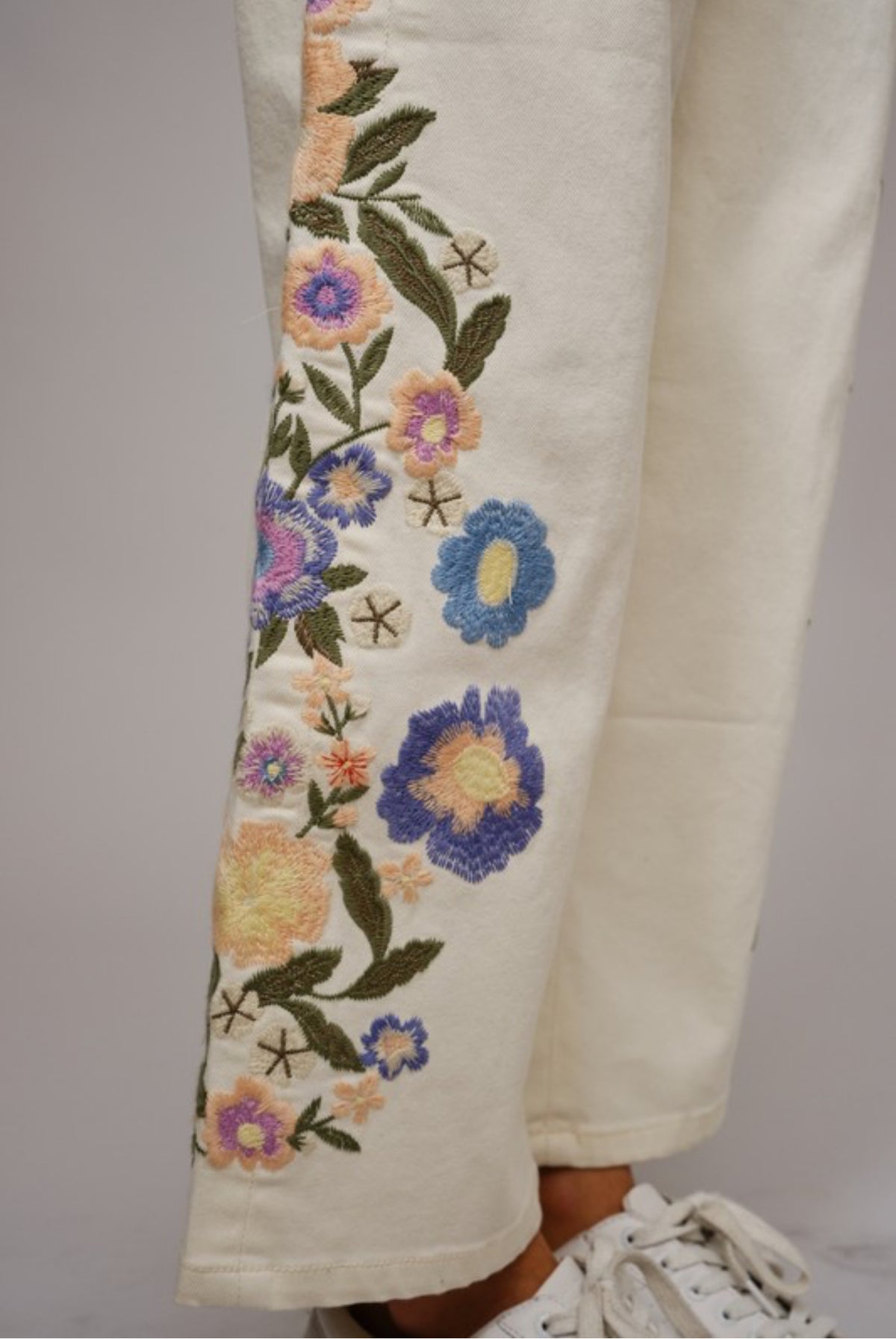 embroidered flower pants