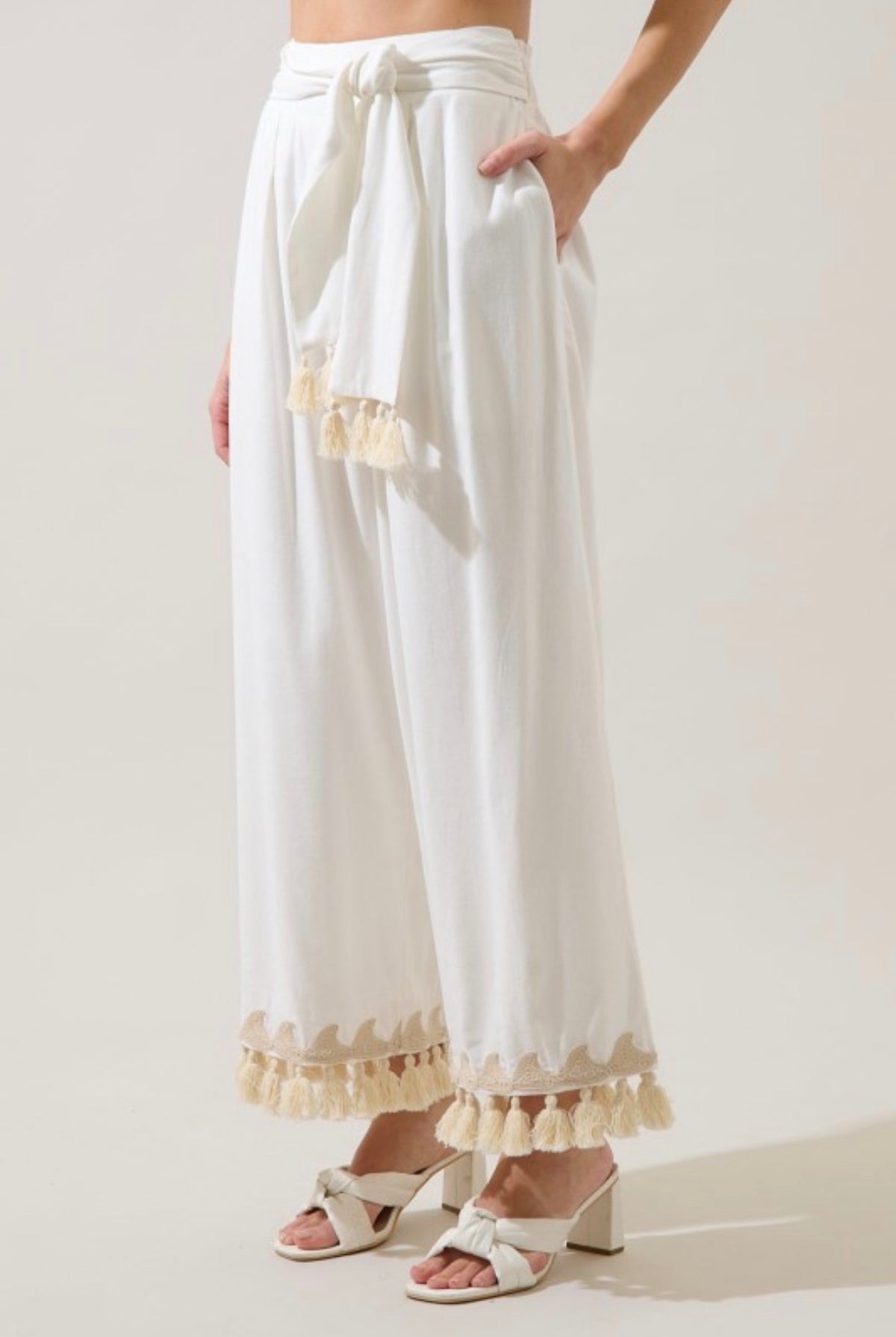 Embroidered Palm set