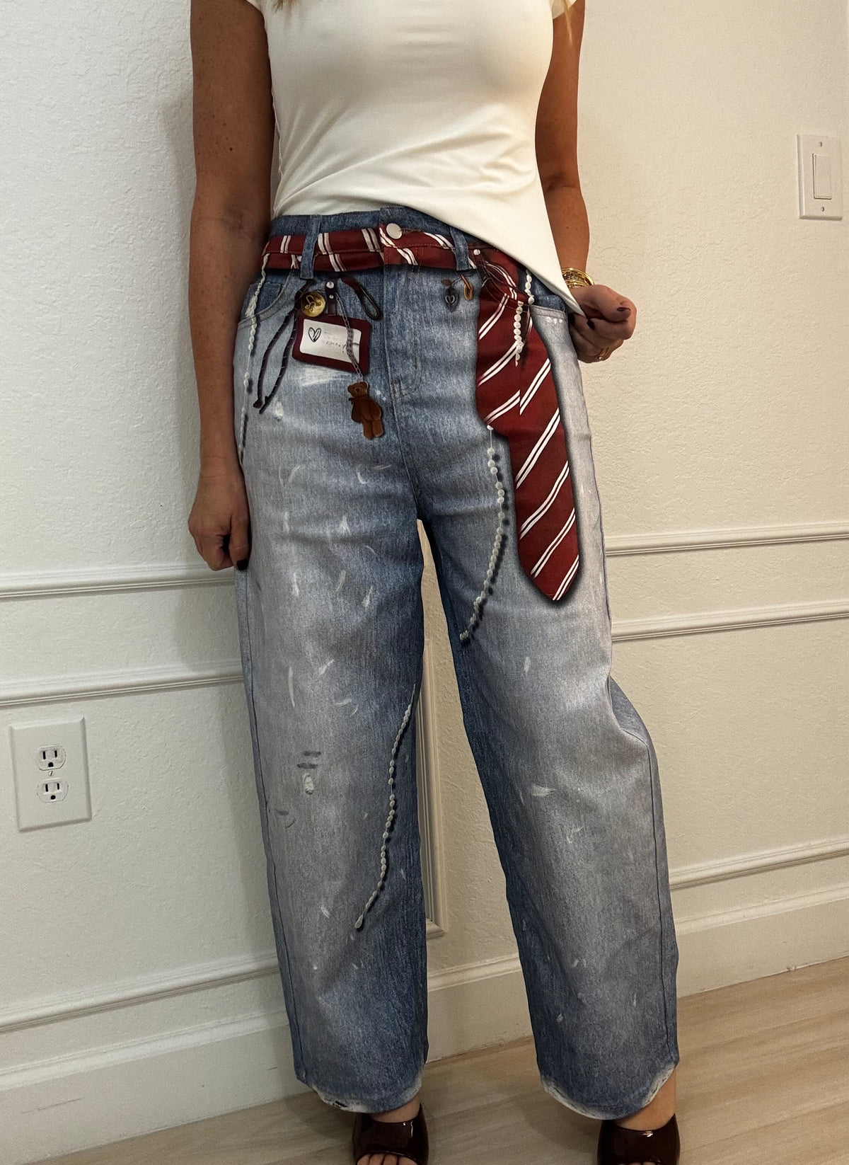Tie jeans
