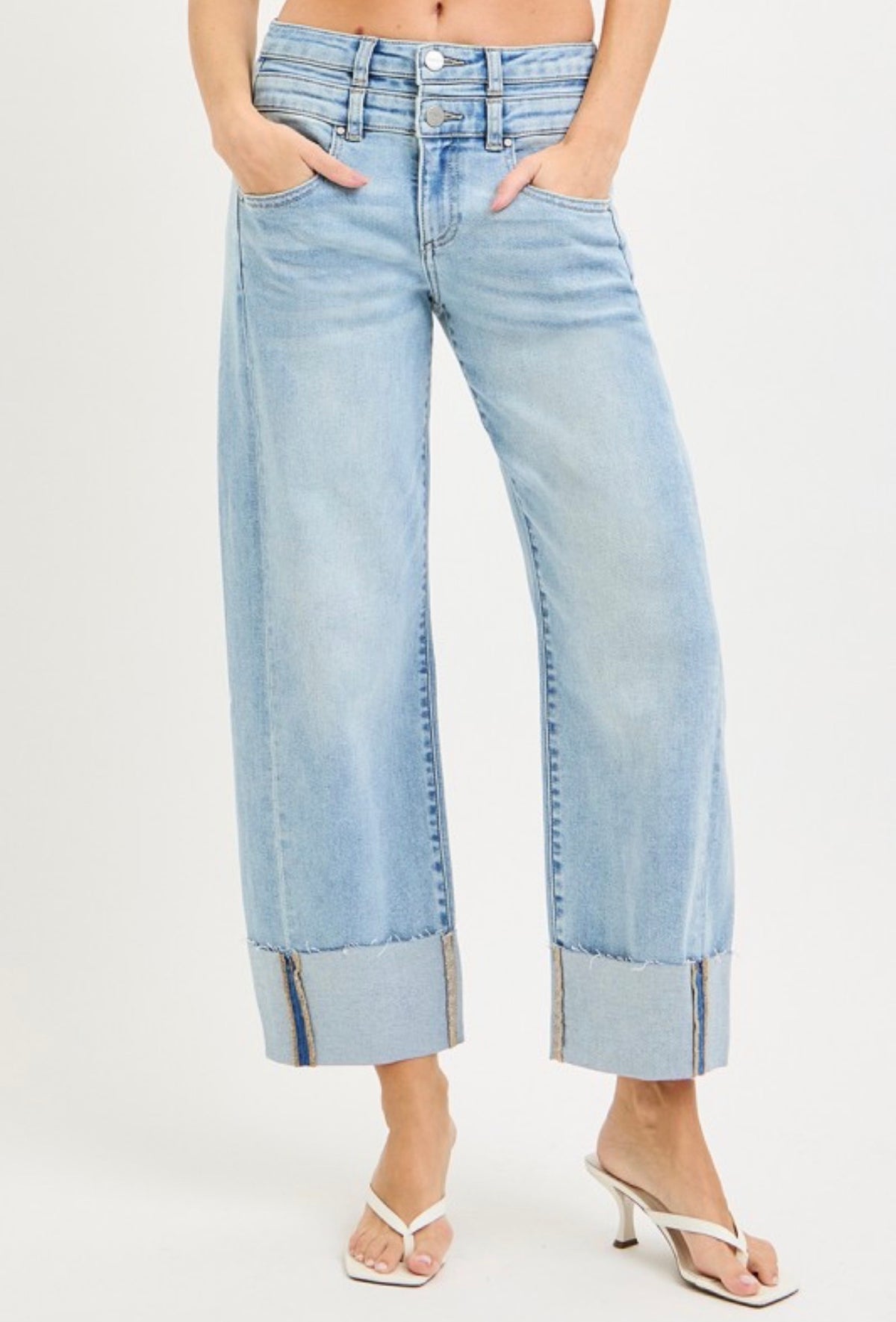 SLOUCHY CROP BARREL JEANS WITH DOUBLE WAISTBAND DETAILS