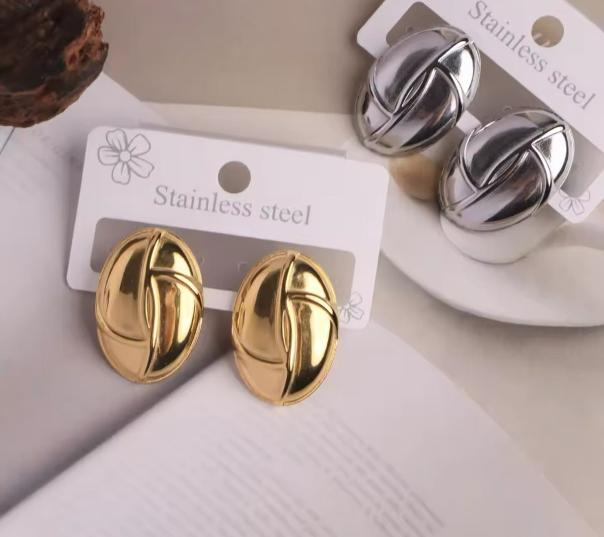 MM17 earrings