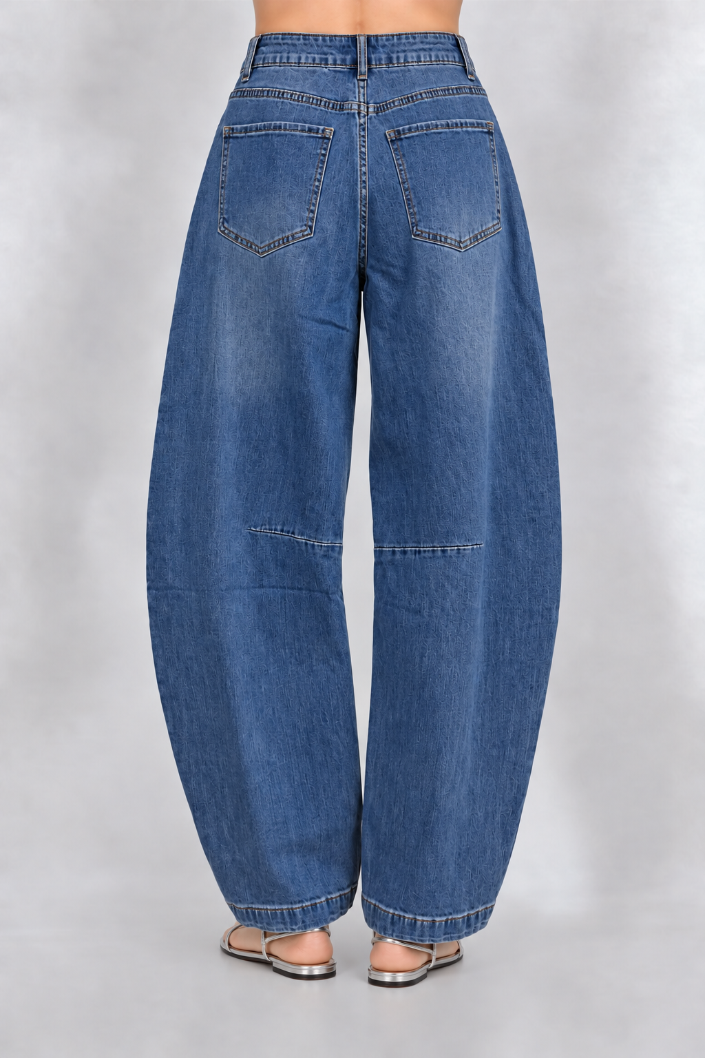 Tachas barrel jeans