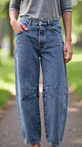 Barrel jeans