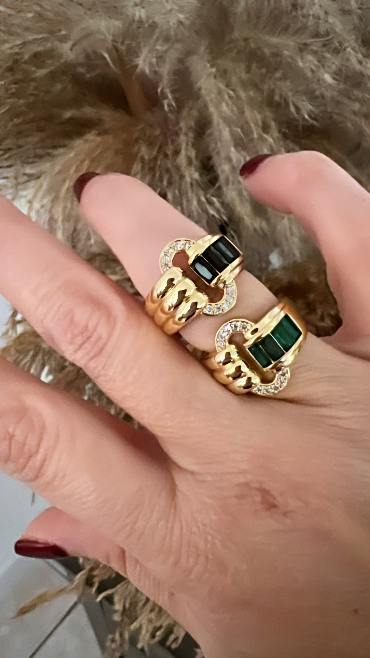 gold ring laminated